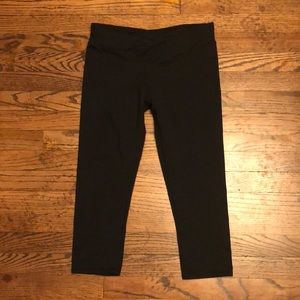 Fabletics capris